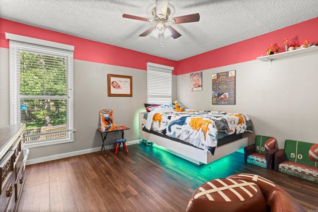 231 Independence Dr, Hot Springs, AR 71913