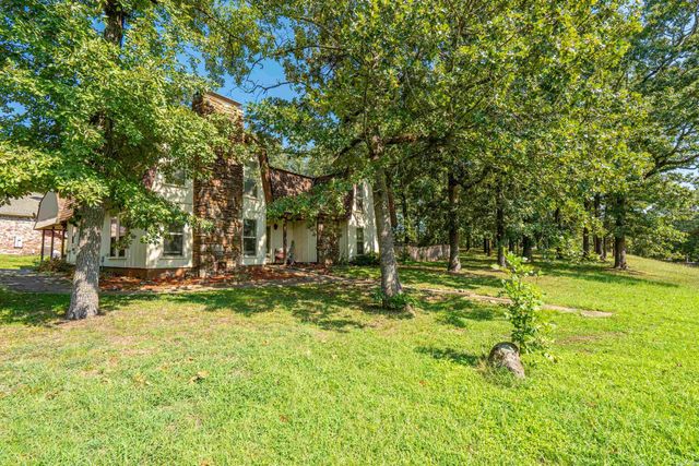 231 Independence Dr, Hot Springs, AR 71913