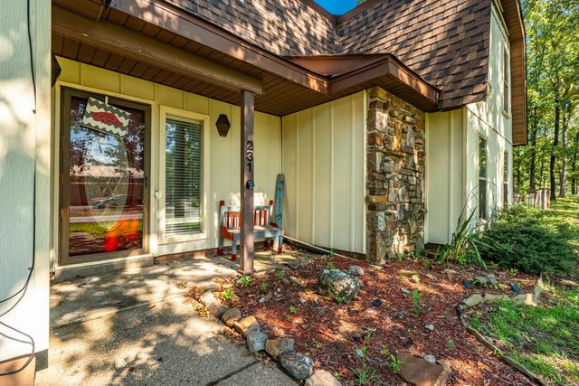 231 Independence Dr, Hot Springs, AR 71913