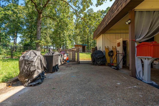 231 Independence Dr, Hot Springs, AR 71913