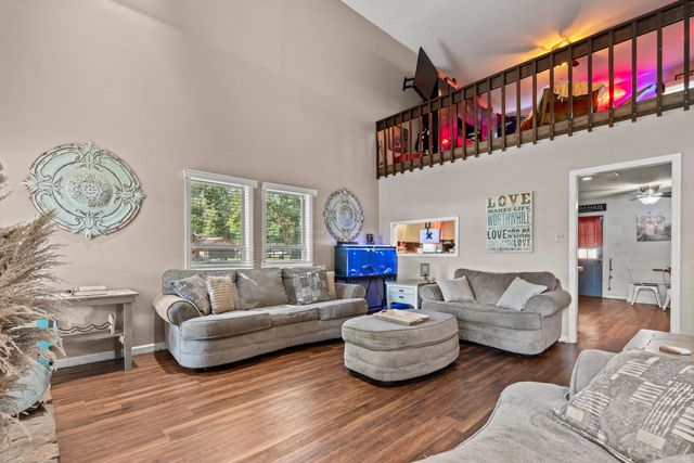 231 Independence Dr, Hot Springs, AR 71913