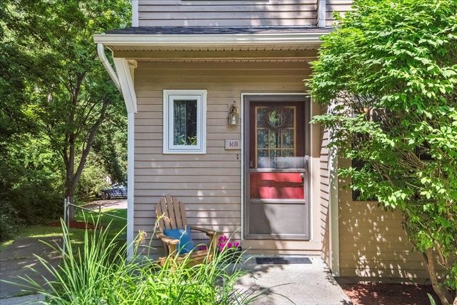 M8 Stonehedge Drive # 8, South Burlington, VT 05403