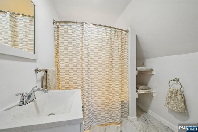 14 Grove Terrace, Montclair, NJ 07042