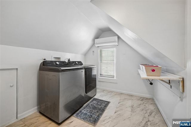 14 Grove Terrace, Montclair, NJ 07042