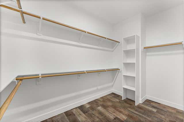 10447 Tree Hollow Circle, La Porte, TX 77571