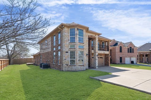 10447 Tree Hollow Circle, La Porte, TX 77571