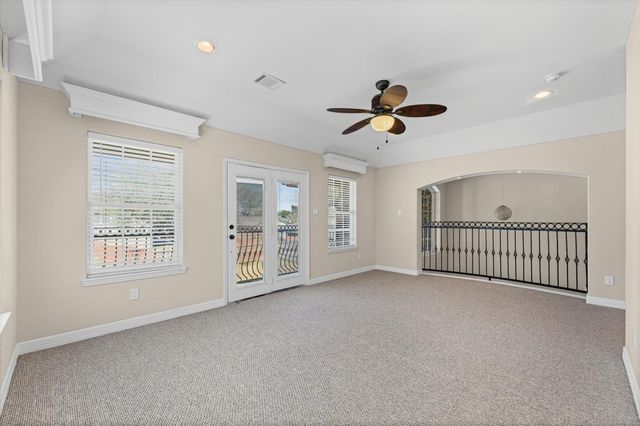 10447 Tree Hollow Circle, La Porte, TX 77571