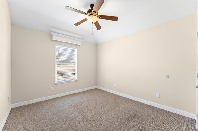 10447 Tree Hollow Circle, La Porte, TX 77571