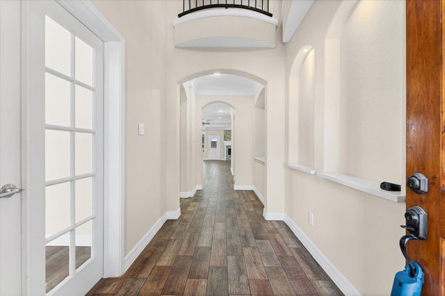 10447 Tree Hollow Circle, La Porte, TX 77571