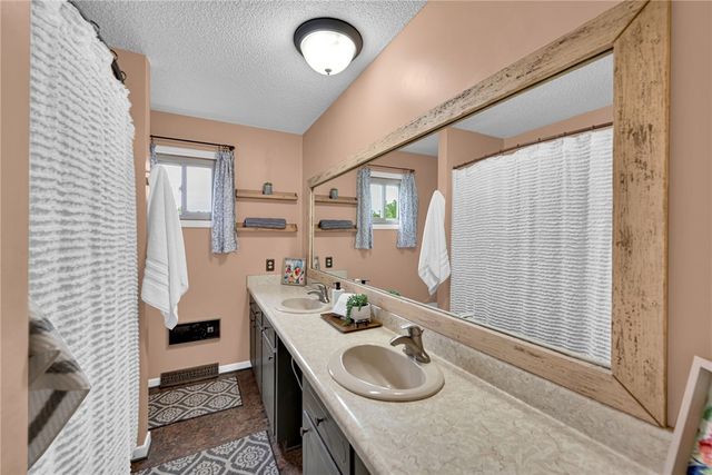 433 Latham Road, Easley, SC 29640