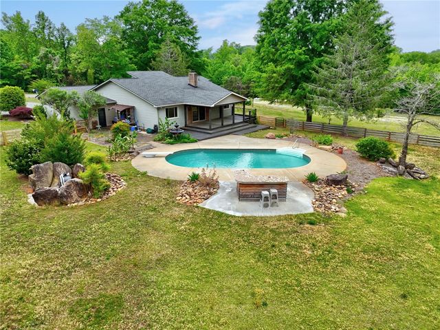 433 Latham Road, Easley, SC 29640