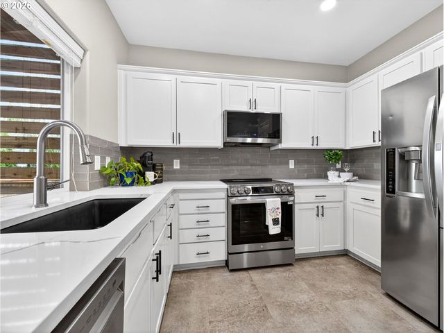 19446 PRAIRIE VIEW Ter, Oregon City, OR 97045