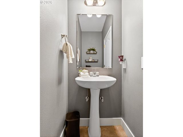 19446 PRAIRIE VIEW Ter, Oregon City, OR 97045