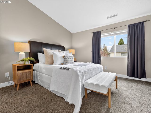 19446 PRAIRIE VIEW Ter, Oregon City, OR 97045