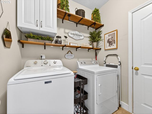 19446 PRAIRIE VIEW Ter, Oregon City, OR 97045