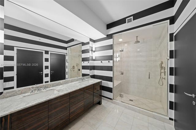 50 S Pointe Dr 3103, Miami Beach, FL 33139
