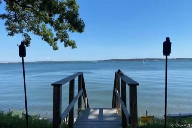 2662 Paradise Shores Road, Southold, NY 11971