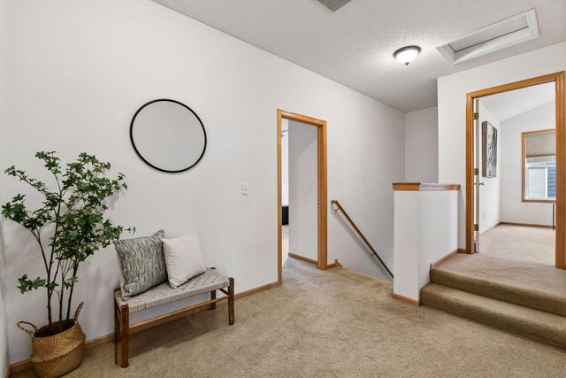 1174 Savanna Trail, Victoria, MN 55386