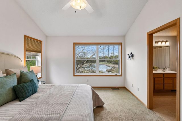 1174 Savanna Trail, Victoria, MN 55386