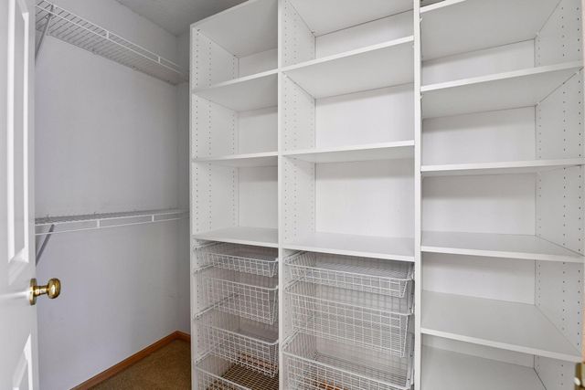 1174 Savanna Trail, Victoria, MN 55386