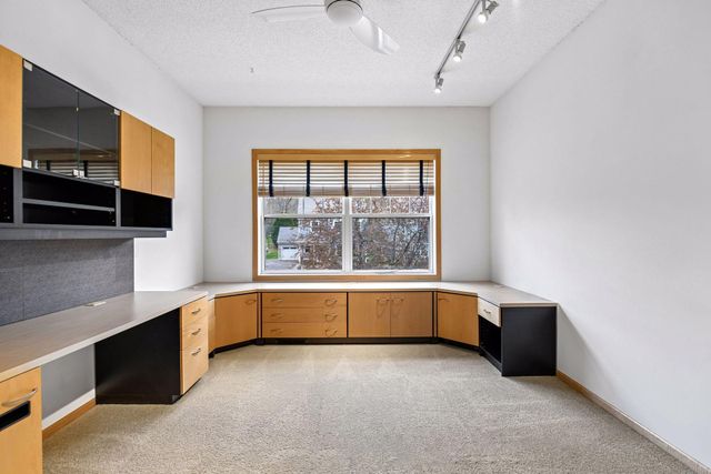 1174 Savanna Trail, Victoria, MN 55386