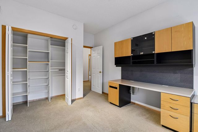 1174 Savanna Trail, Victoria, MN 55386