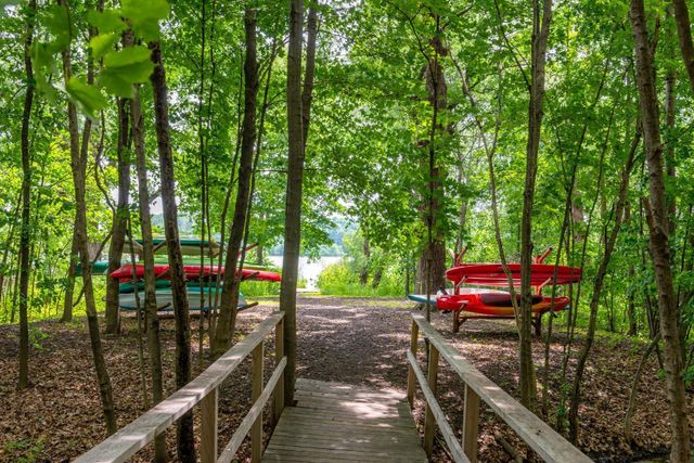 1174 Savanna Trail, Victoria, MN 55386