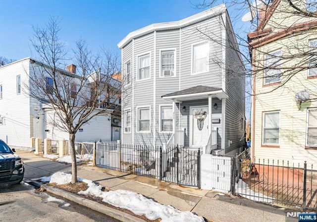 209 Taylor Street, Orange, NJ 07050