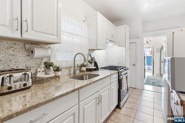 209 Taylor Street, Orange, NJ 07050