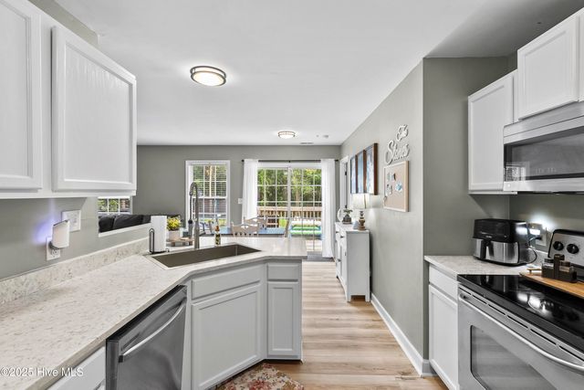 2514 Dawson Cabin Road, Jacksonville, NC 28540