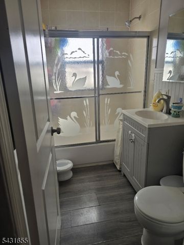 628 Pennsylvania Ave, Elizabeth City, NJ 07201
