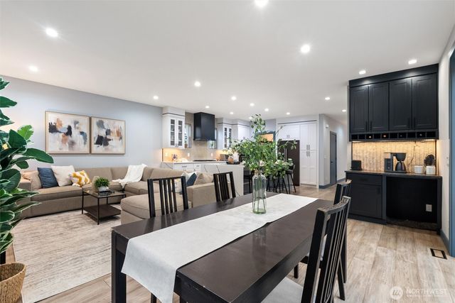 23907 53rd Avenue W, Mountlake Terrace, WA 98043