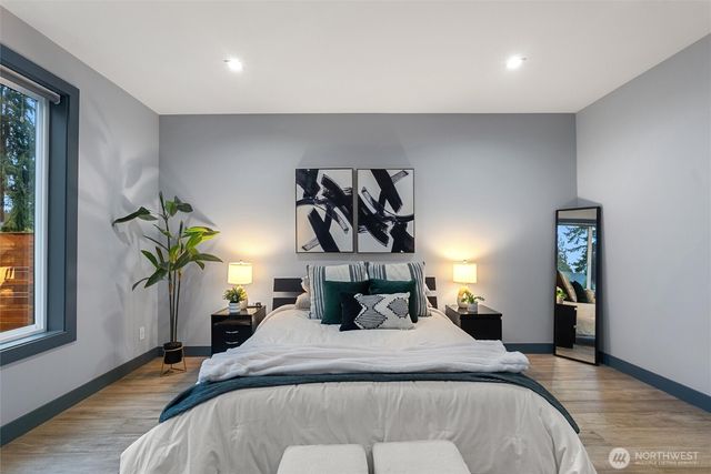 23907 53rd Avenue W, Mountlake Terrace, WA 98043