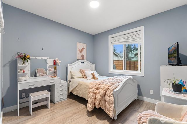 23907 53rd Avenue W, Mountlake Terrace, WA 98043