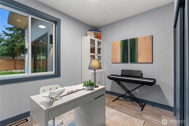 23907 53rd Avenue W, Mountlake Terrace, WA 98043