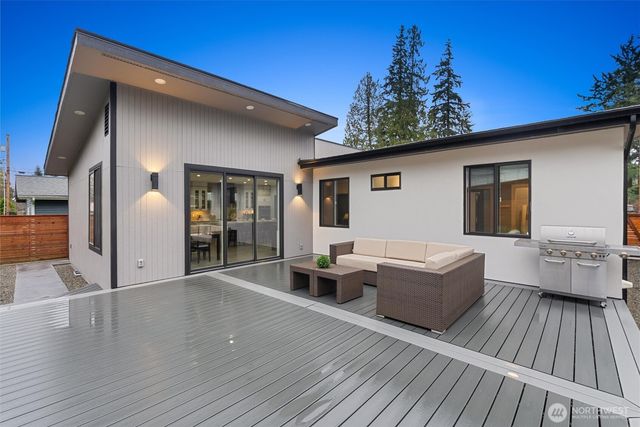 23907 53rd Avenue W, Mountlake Terrace, WA 98043