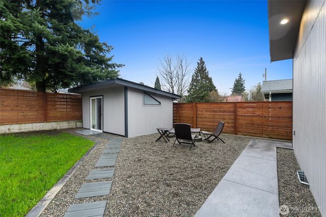 23907 53rd Avenue W, Mountlake Terrace, WA 98043