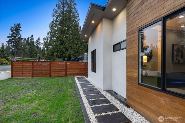 23907 53rd Avenue W, Mountlake Terrace, WA 98043