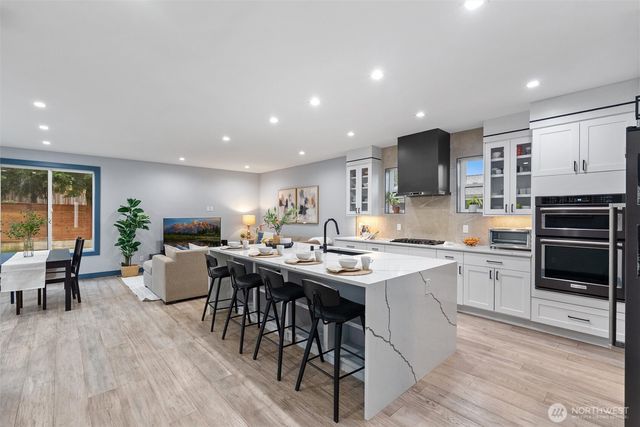 23907 53rd Avenue W, Mountlake Terrace, WA 98043