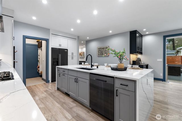 23907 53rd Avenue W, Mountlake Terrace, WA 98043