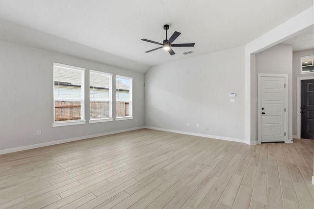158 Paul Pena DR, San Marcos, TX 78666