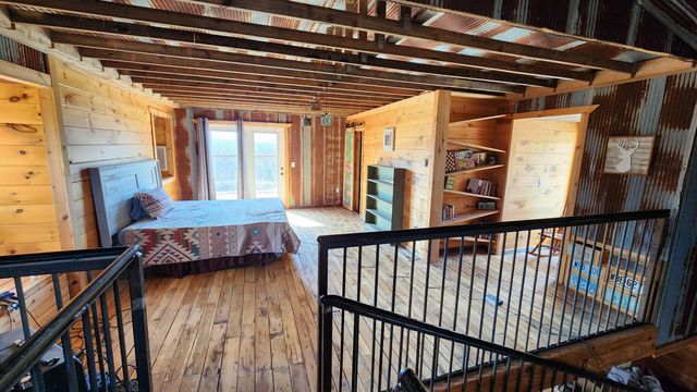 900 County Road 1280, West Plains, MO 65775