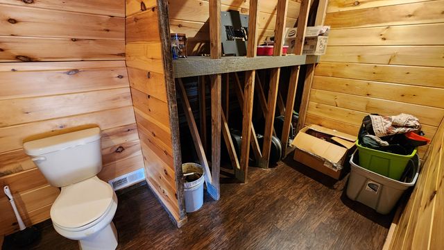 900 County Road 1280, West Plains, MO 65775