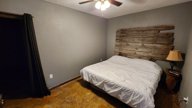 900 County Road 1280, West Plains, MO 65775