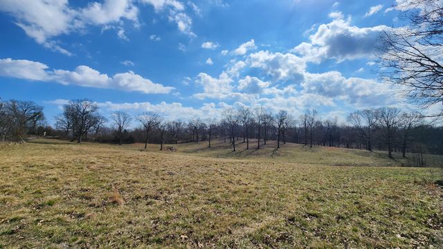 900 County Road 1280, West Plains, MO 65775