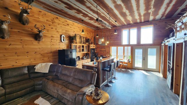 900 County Road 1280, West Plains, MO 65775