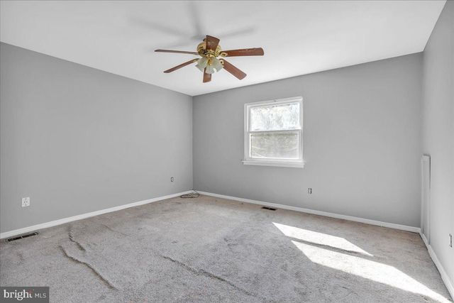 50 AVERY DR, Williamstown, NJ 08094