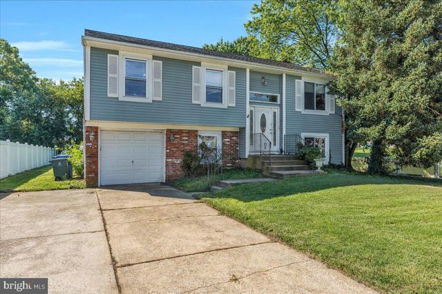 50 AVERY DR, Williamstown, NJ 08094