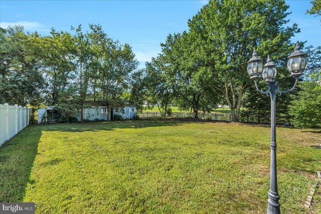 50 AVERY DR, Williamstown, NJ 08094