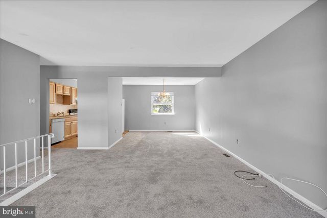 50 AVERY DR, Williamstown, NJ 08094